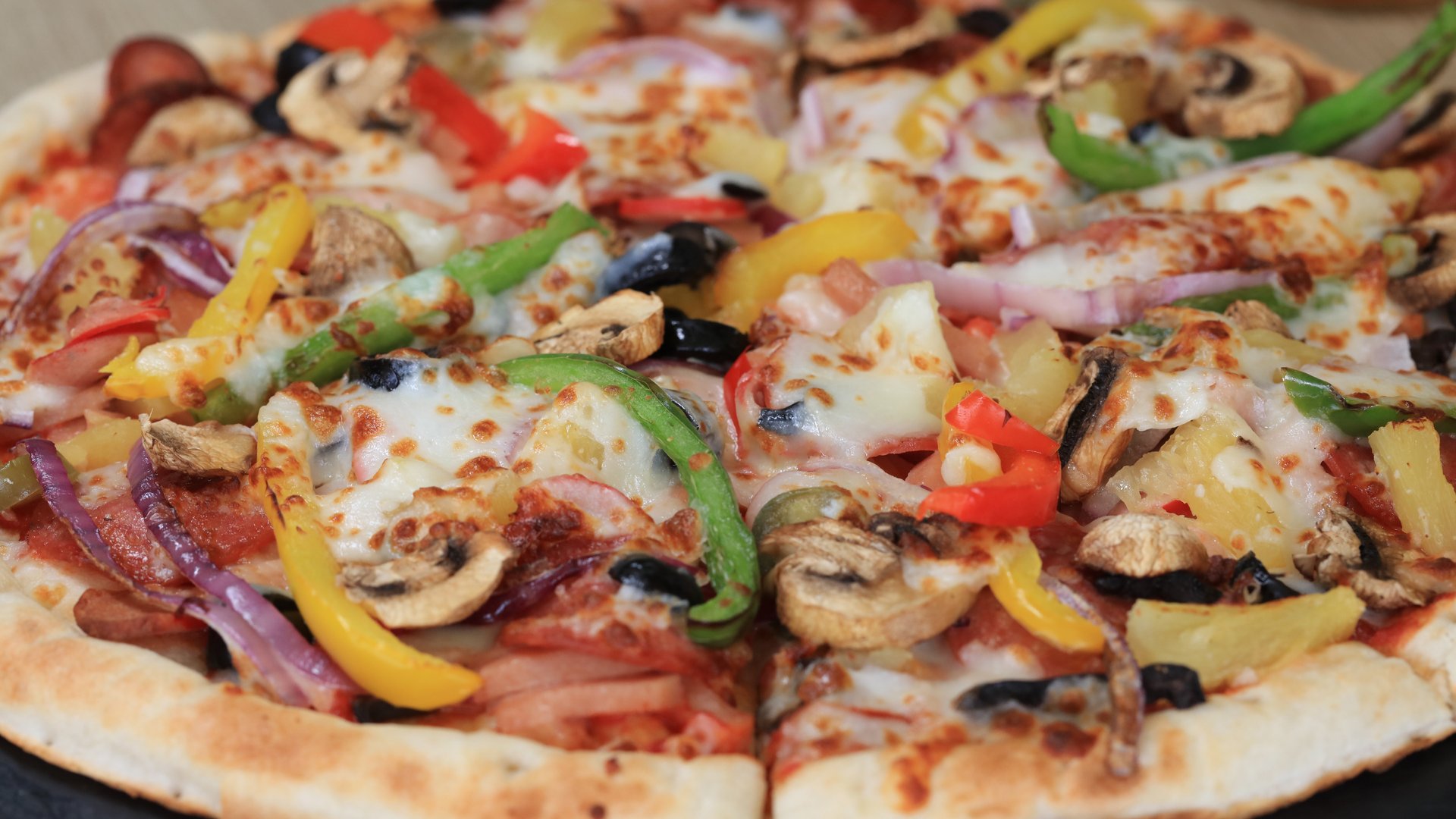 Supreme pizza from the Cowra Bowling Club cafe